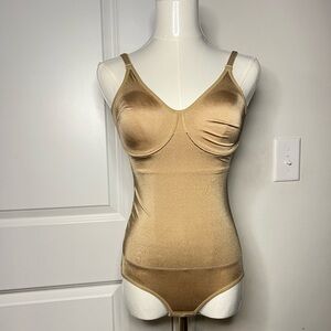 Women’s Shape wear Bodysuit Sz L